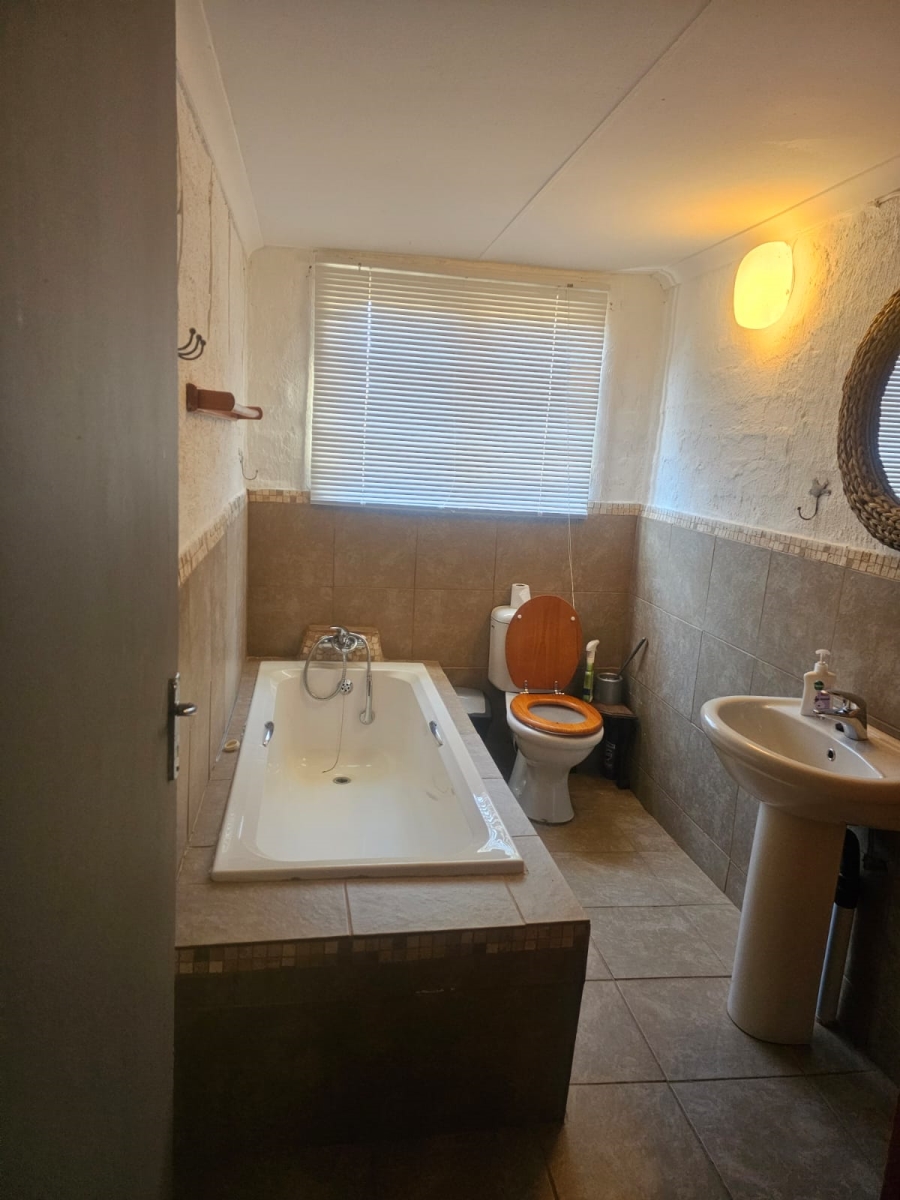 3 Bedroom Property for Sale in Disaneng North West